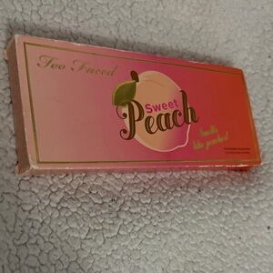 Too Faced Sweet Peach Eyeshadow Palette